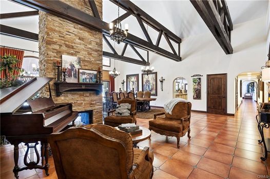 1185 Village Drive (13)