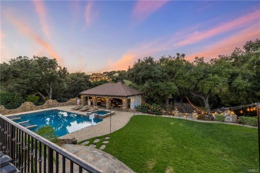 1185 Village Drive (49)