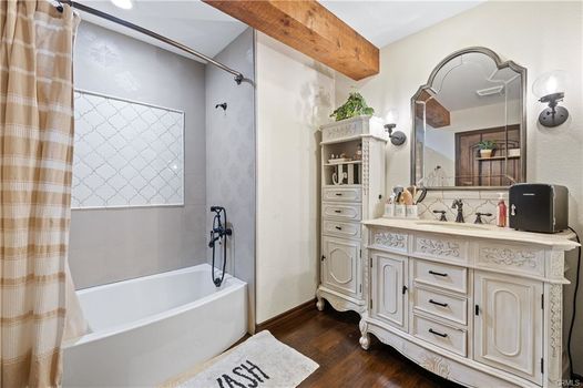 1185 Village Drive (55)