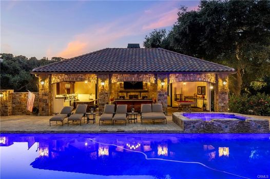 1185 Village Drive (57)