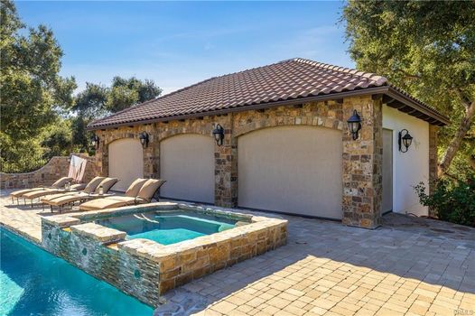 1185 Village Drive (66)