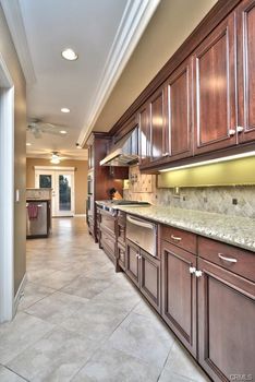 16140 Greens Court (25)