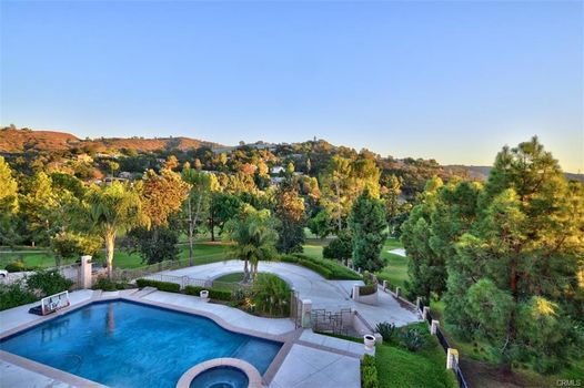 16140 Greens Court (45)