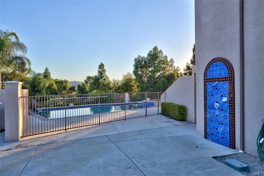 16140 Greens Court (46)