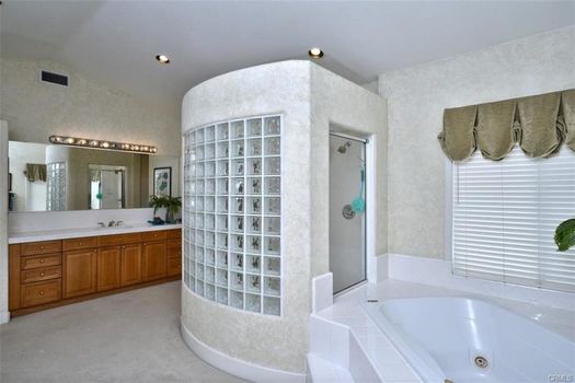 3021 Street Of The Chimes (24)