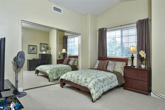 3021 Street Of The Chimes (32)