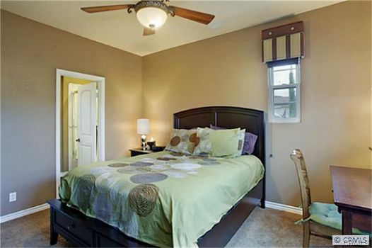 Chino Hills, CA 91709-6615 (20)