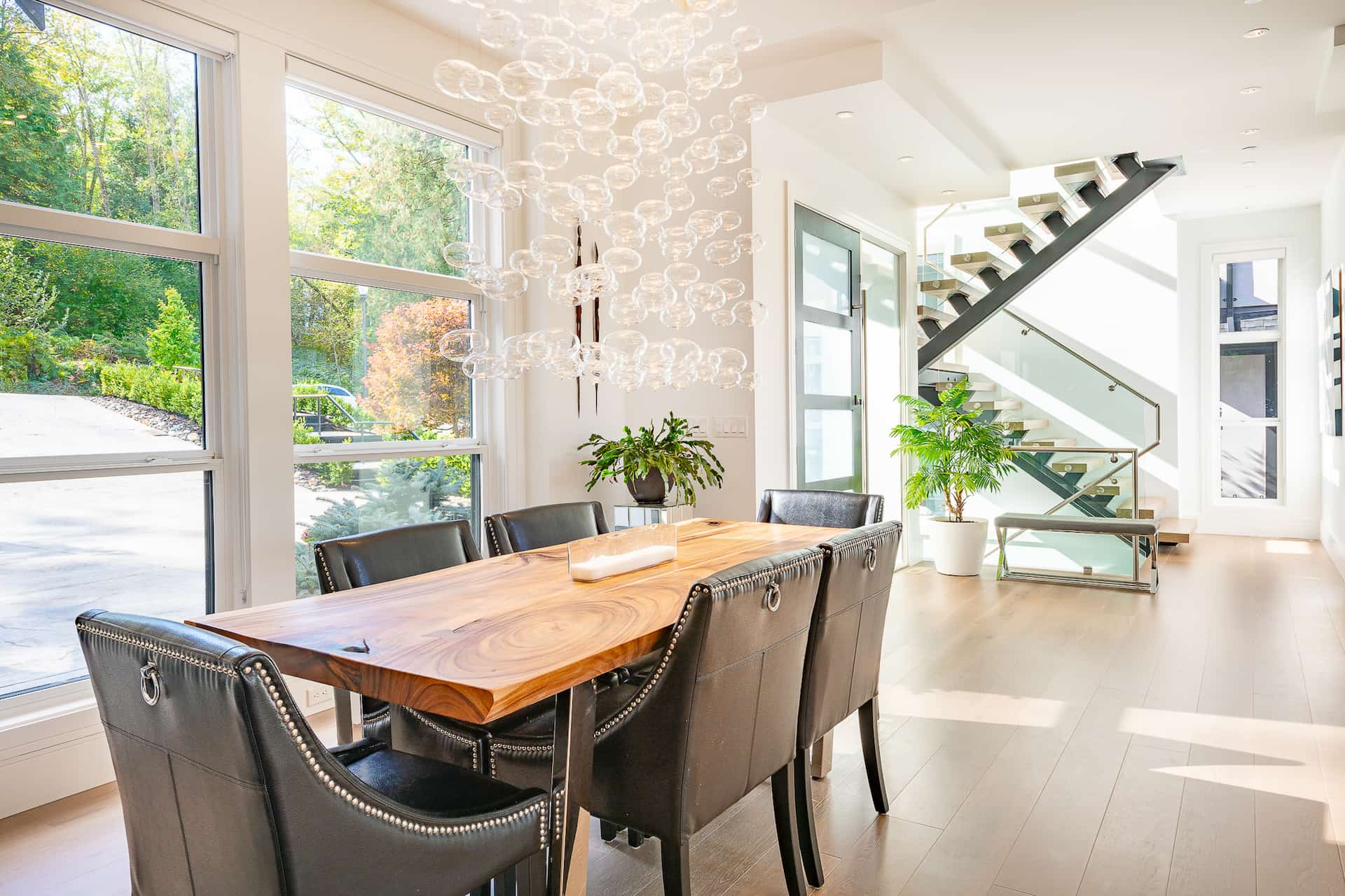 Elegant dining room