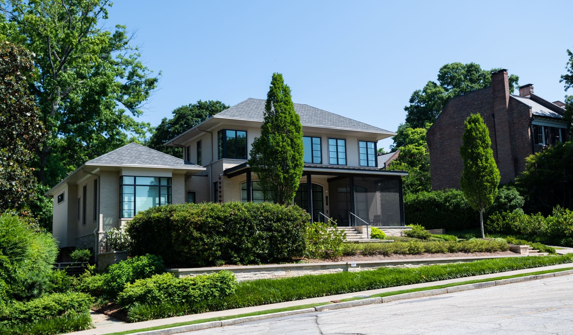 Luxury real estate in Atlanta suburbs, house for sale