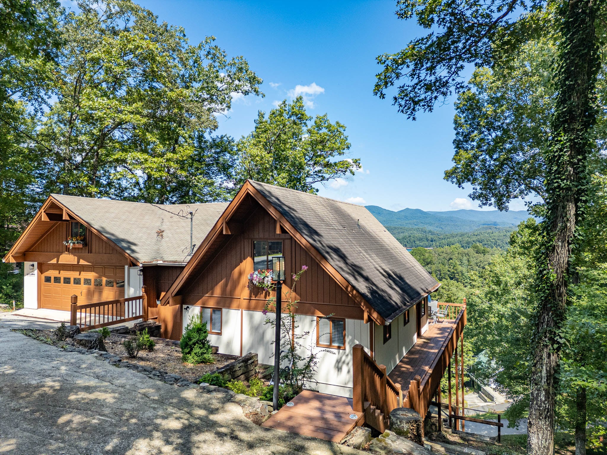 Sell Now or Wait Until Spring? Murphy, NC Fall 2026 Guide