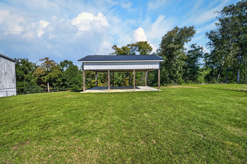 Covered pavilion on a concrete slab, 11 Gulley Ln, Salters SC