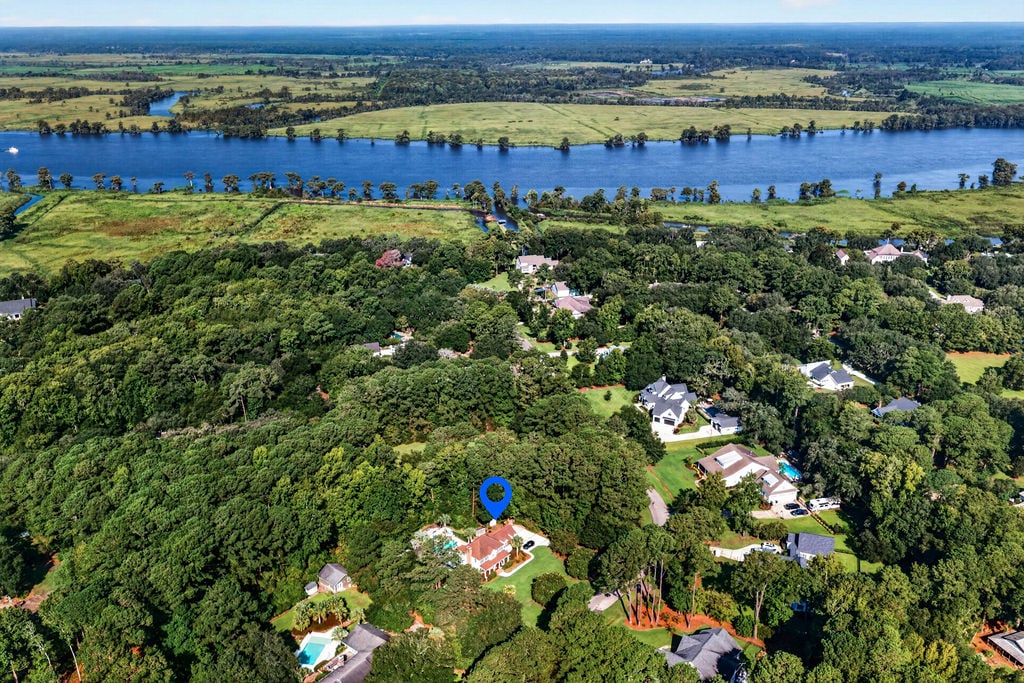 Aerial view of Pawleys Island homes and the Waccamaw River