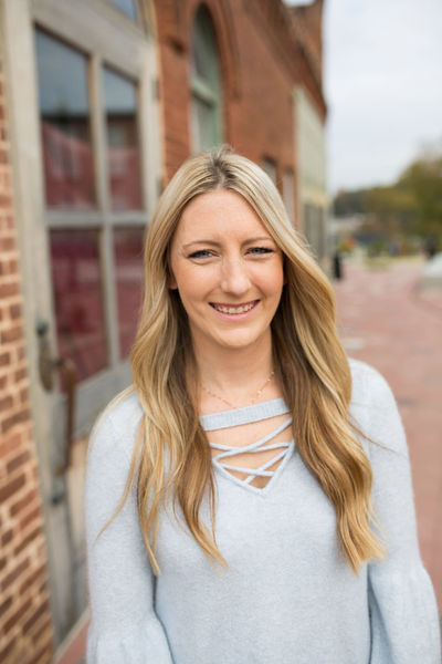 Ashley Smallwood - Headshot