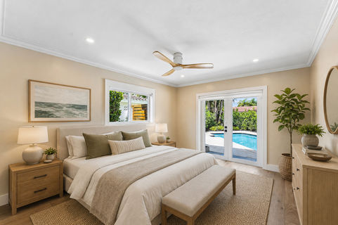 0101b-3420Northeast17thTerrace-OaklandPark-FL-33334-Staged