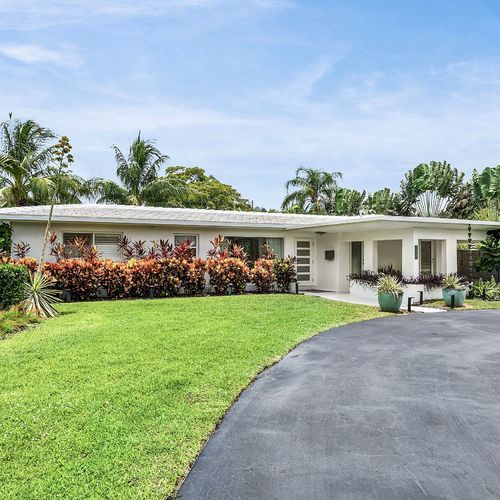 This Oakland Park Home Sold in 5 Days: Here's What Backup Offers Mean for You