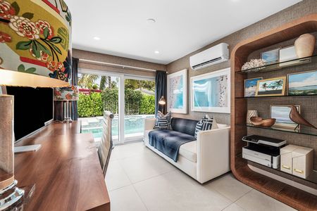 027-3481Northeast18thAvenue-OaklandPark-FL-33306-SMALL