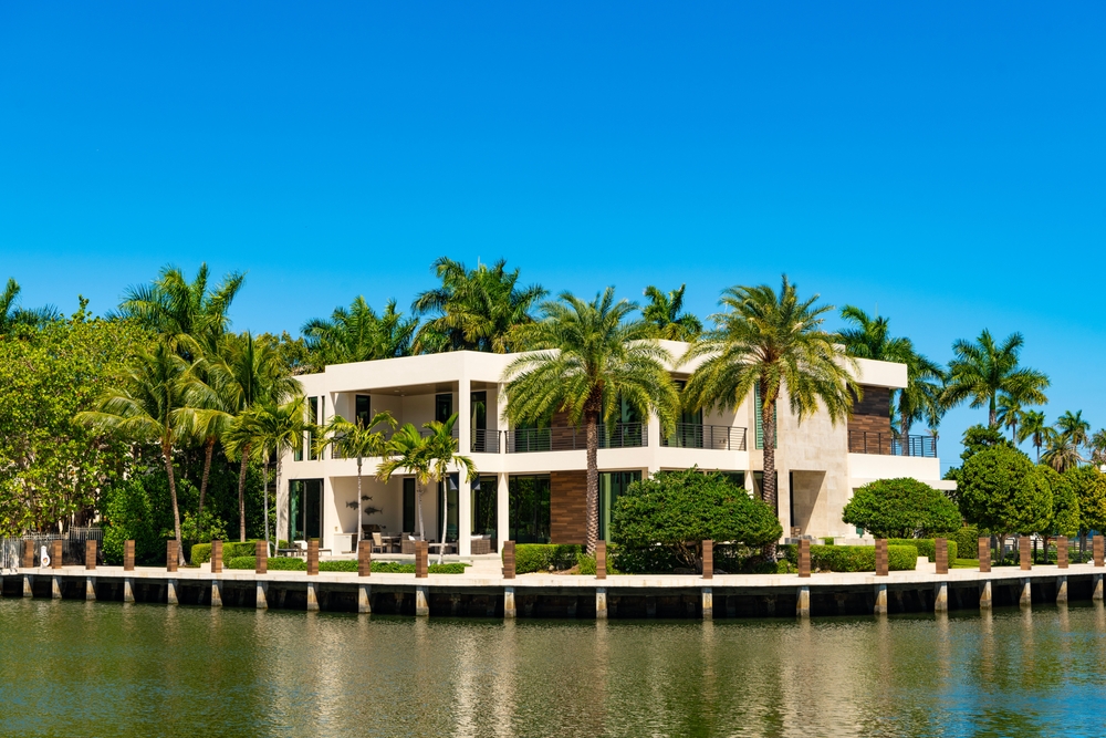 Fort Lauderdale luxury real estate $1 million-plus home exterior
