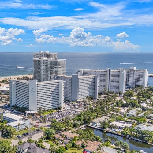 Fannie Mae and Freddie Mac Changed the Rules for Condo Loans. Here Is What It Means in South Florida.
