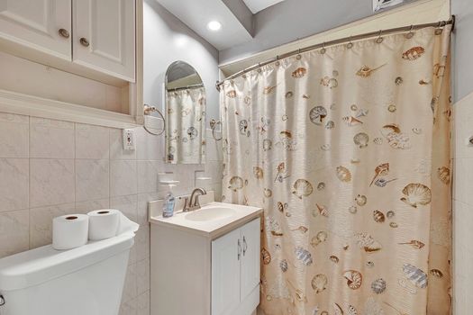 10_bathroom