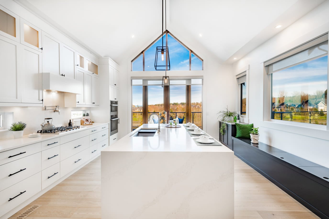 bright, spacious and modern farmhouse style kitchen (1) (1)