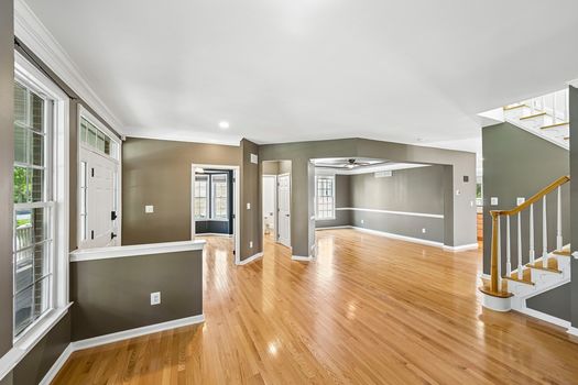 12-web-or-mls-Wright Dr-S1607-024