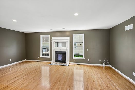 24-web-or-mls-Wright Dr-S1607-010