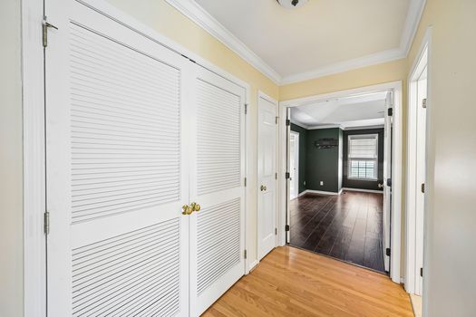38-web-or-mls-Wright Dr-S1607-069