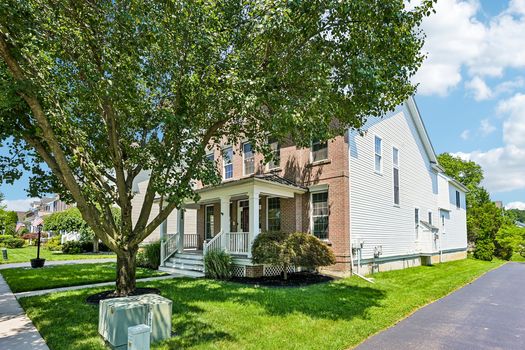 4-web-or-mls-Wright Dr-S1607-004