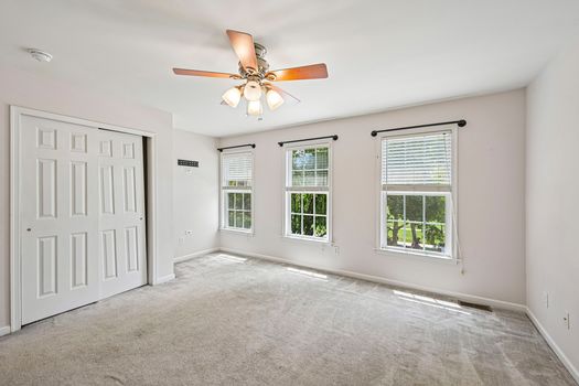 48-web-or-mls-Wright Dr-S1607-063