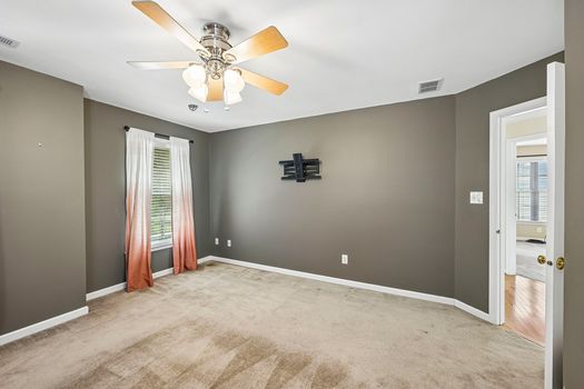 52-web-or-mls-Wright Dr-S1607-061