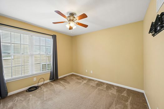 55-web-or-mls-Wright Dr-S1607-065