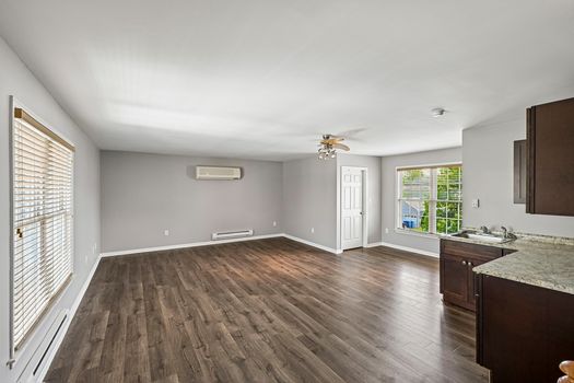60-web-or-mls-Wright Dr-S1607-050