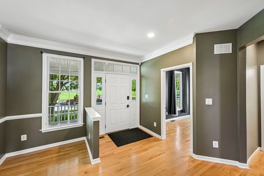 9-web-or-mls-Wright Dr-S1607-008