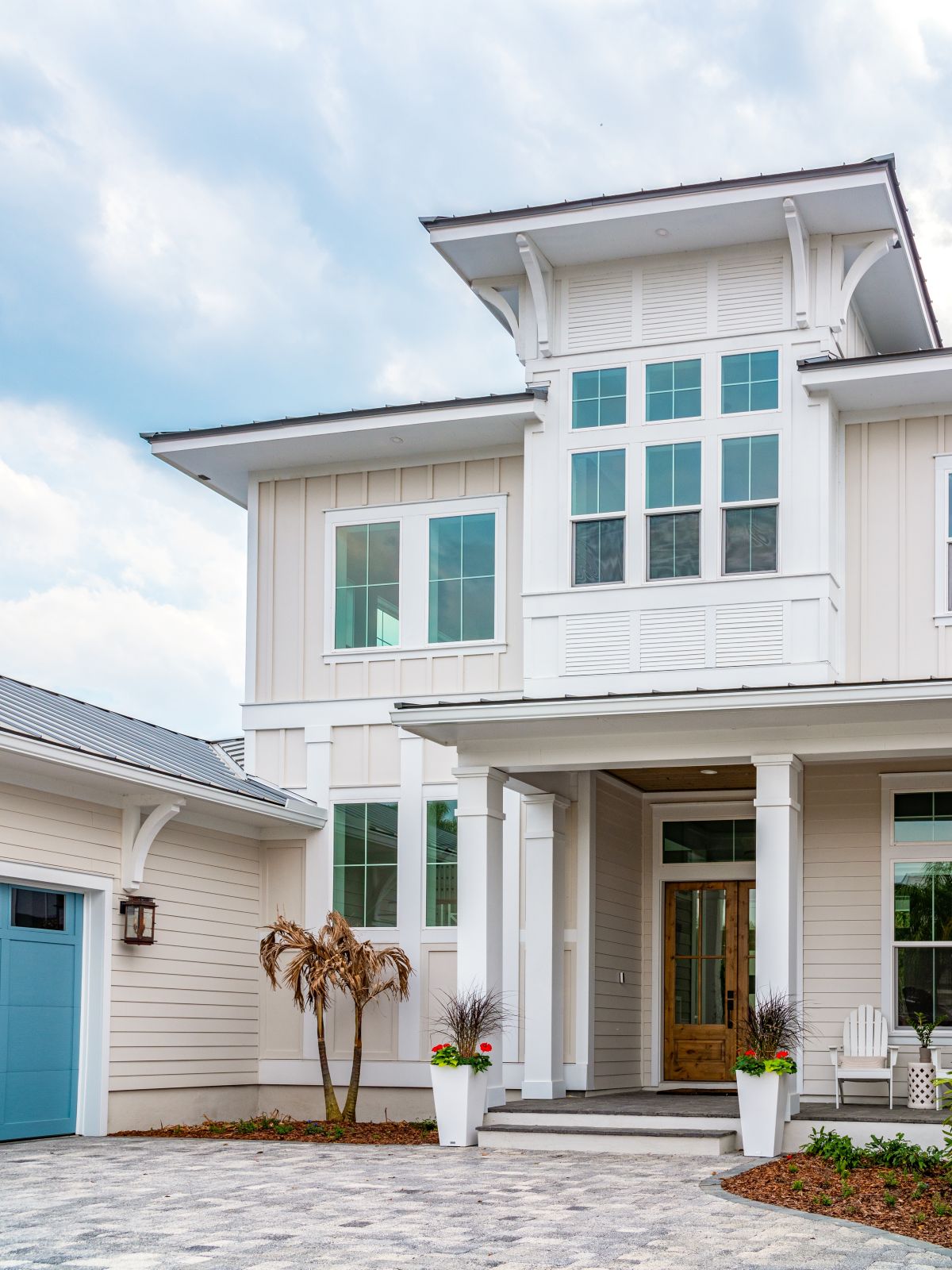 New home construction model home exterior front yard