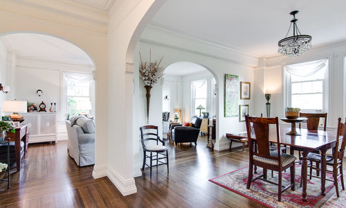 What Colors Make a Room Appear Larger