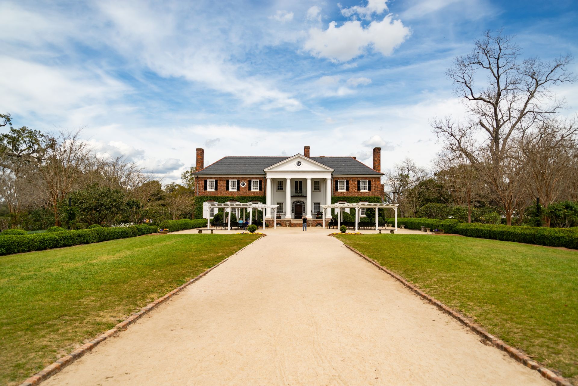Boone Hall Plantation, old traditional farmhouse near Charleston in South Carolina, USA