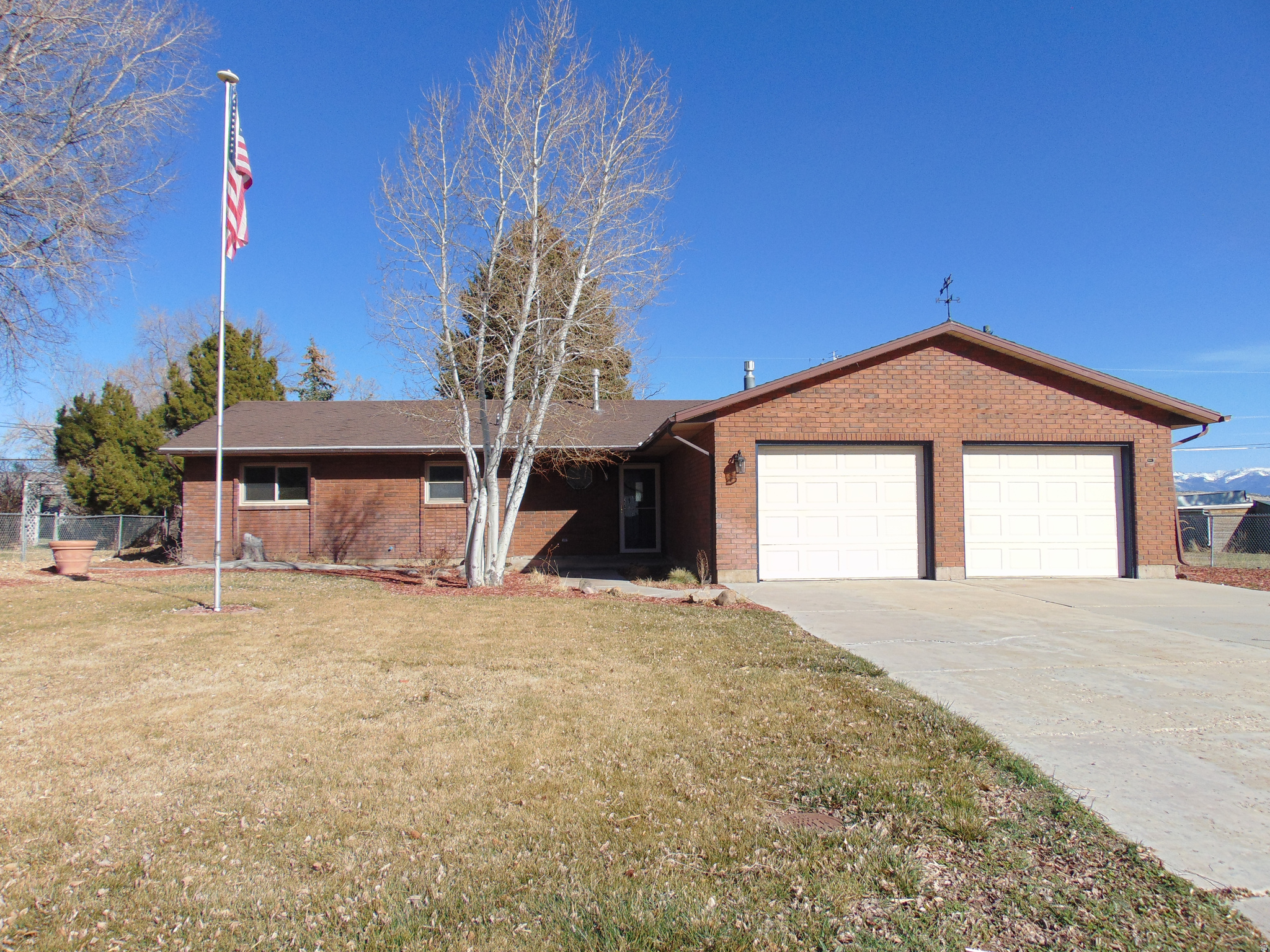 166 N State St, Fountain Green, Utah 84632