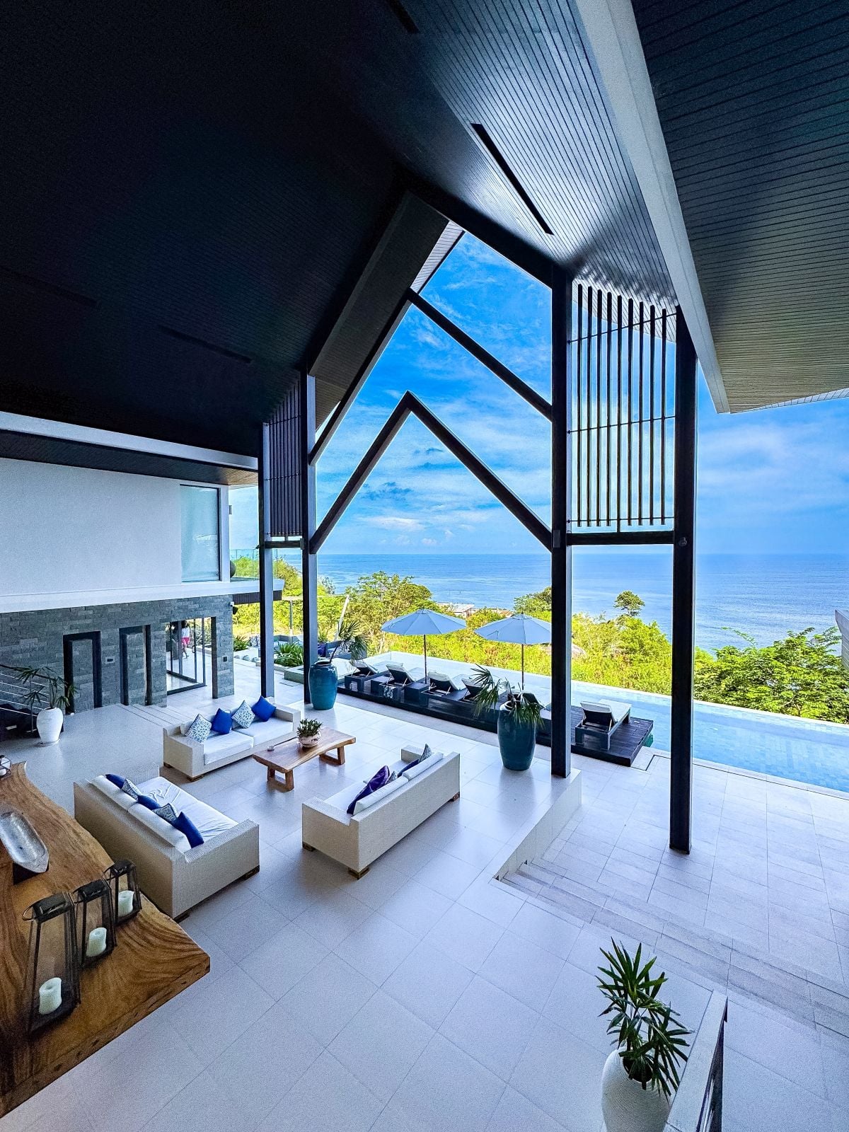 View of luxury Villa in Phuket, Thailand 2