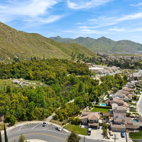 Moving to Grand Terrace, CA: Small City Living in the Inland Empire