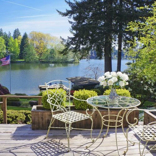 NEVER Buy a House on the Lake!