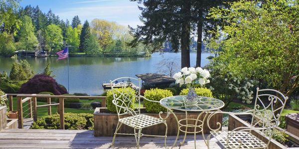 NEVER Buy a House on the Lake!