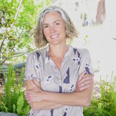 laura jones