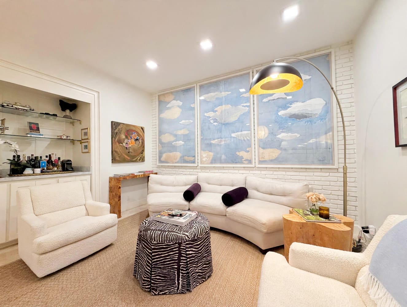 LIVING ROOM 2