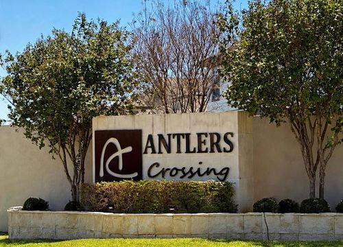 ANTLERS CROSSING