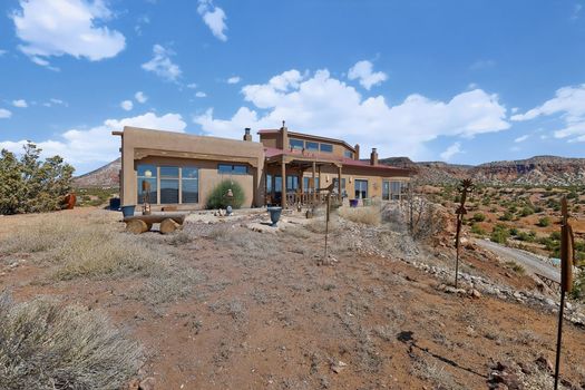 74-3D-Casas-740-Culebra-Rd-03112026_072737