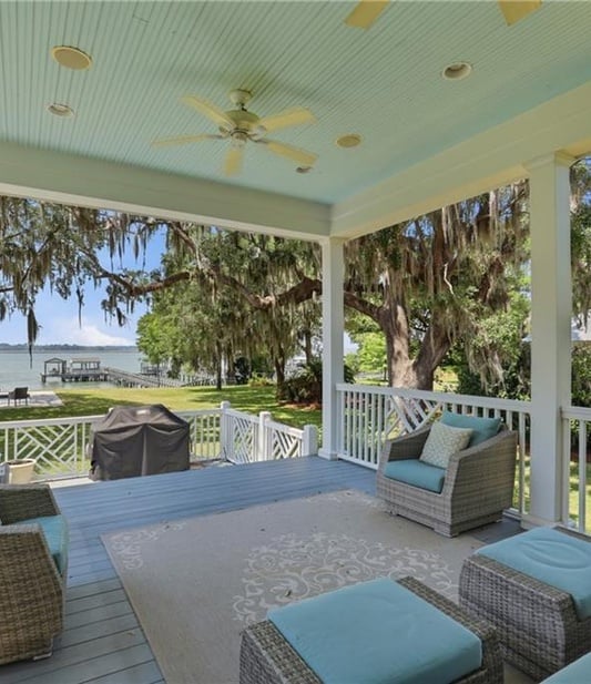 porch-533x617