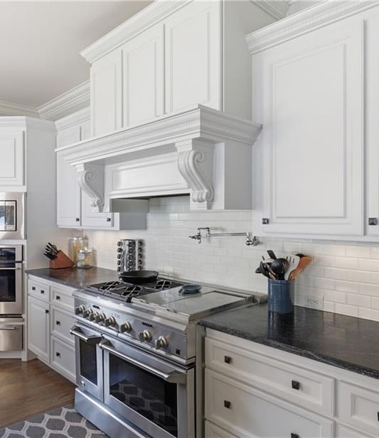 white-kitchen-533x617