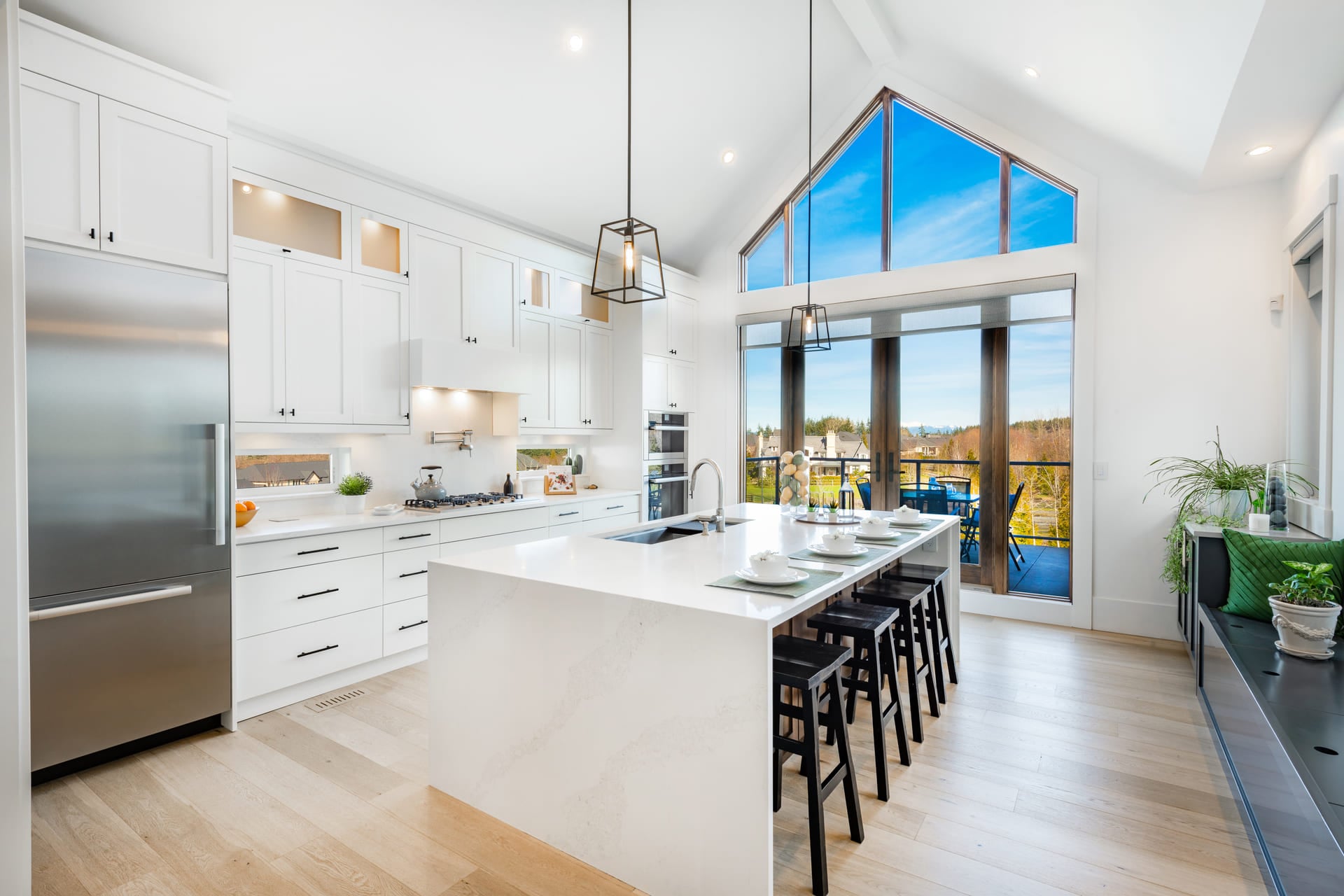 bright, spacious and modern farmhouse style kitchen (2)
