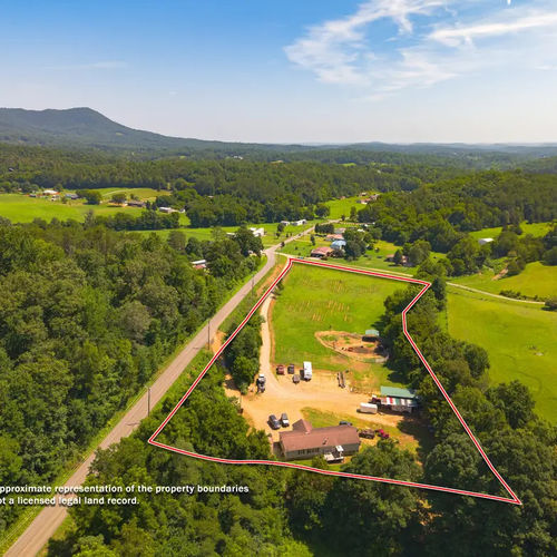 Looking for a Home with Acreage Near Newport, TN?