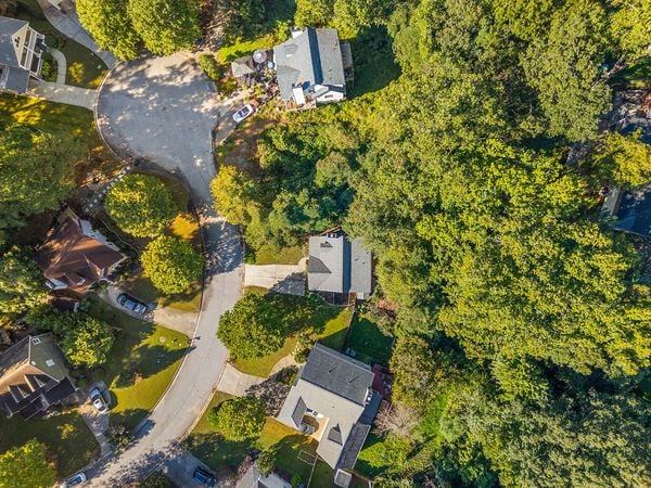2356 Glynn Dr - Walker Lo Res-50